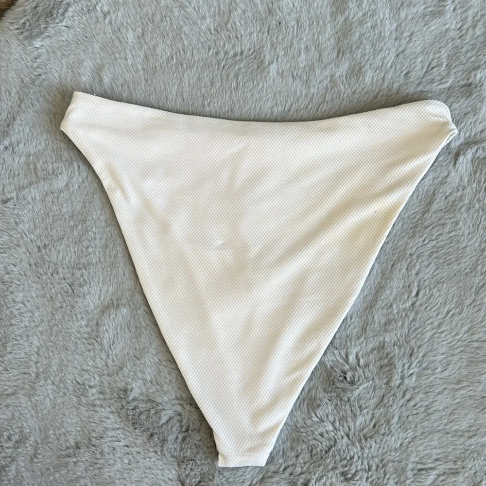Lovers & Friends Chelsey Zip Front High Waisted Bikini Bottom - Picture 5 of 6